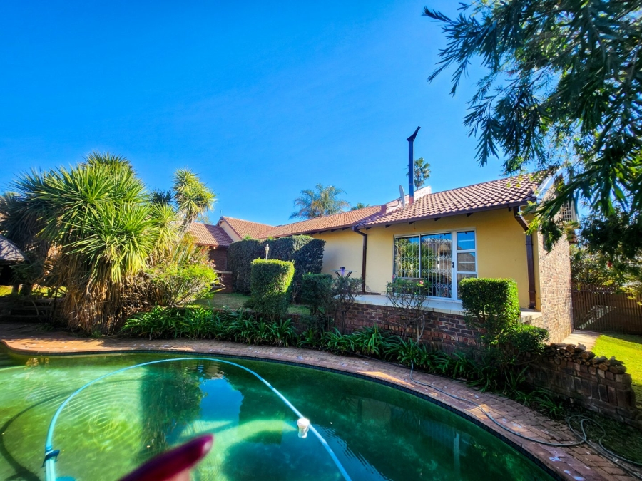 4 Bedroom Property for Sale in Wilkoppies North West